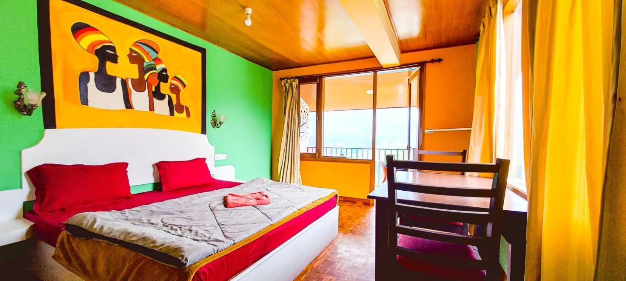 La Vaca India Manali Vandrarhem Exteriör bild